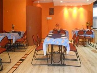 Hotel Celebration Kanpur Dış mekan fotoğraf